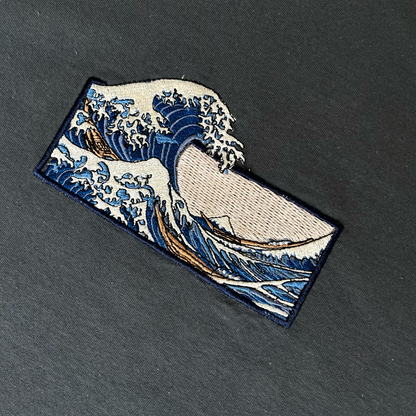 La Gran Ola — T-shirt bordada