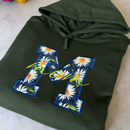 Hoodie bordada Sunny Mom – Verde bosque | Hilo Negro